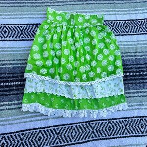 Vintage 60s/70s girls skirt green floral lacy mini skirt